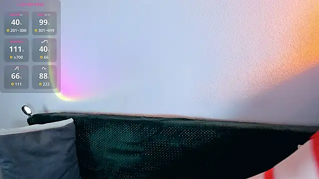 Snapshot of CrystalRey chatting on February 2026 08:22:01 AM CrystalRey online show from February 2026 08:22:01 AM