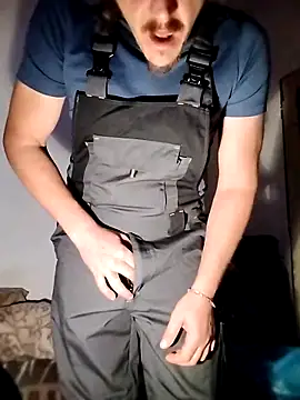 Snapshot of prcalek19 chatting on October 2025 04:18:02 PM prcalek19 online show from October 2025 04:18:02 PM