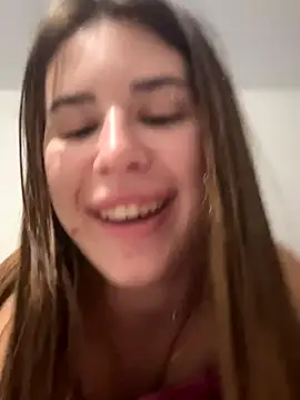 Milkissss online show from October 2025 07:34:02 PM