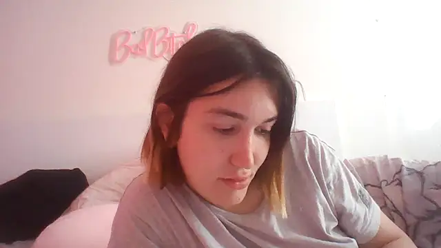 Icy  Diamond online show from April 2026 12:08:02 PM