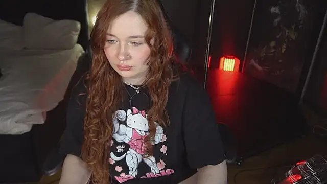 carolina elf online show from February 2025 10:17:02 AM