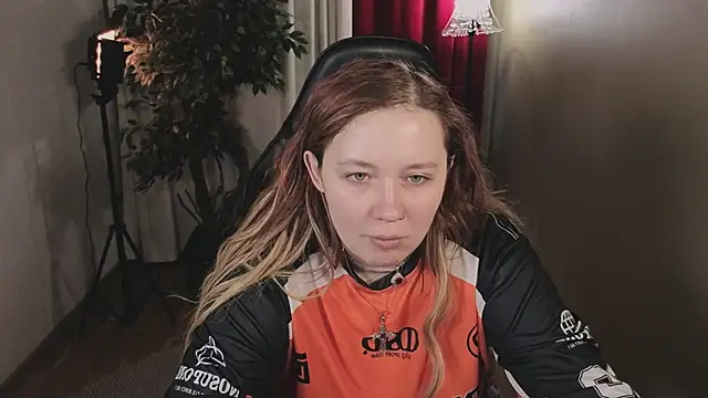 Snapshot of carolina_elf chatting on February 2026 05:26:02 AM carolina elf online show from February 2026 05:26:02 AM