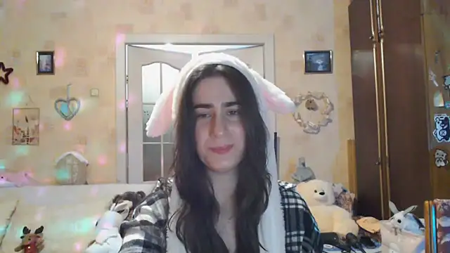 INELIKA online show from November 2025 05:56:01 PM