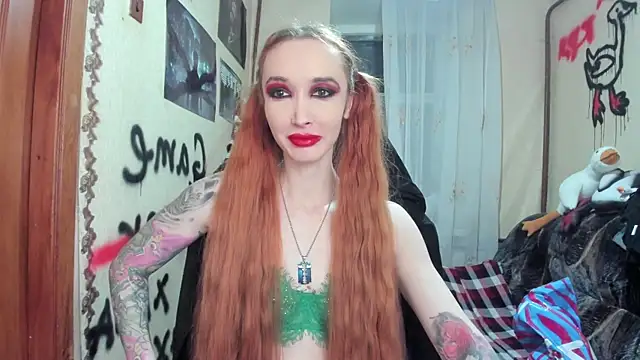 Roxy Silver online show from February 2025 09:53:02 PM