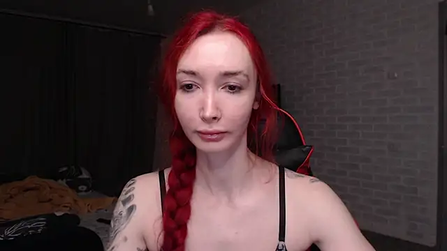 Snapshot of Roxy_Silver chatting on June 2026 09:01:02 PM Roxy Silver online show from June 2026 09:01:02 PM