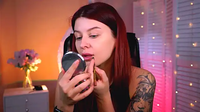 NicoleMun online show from April 2026 06:13:02 PM