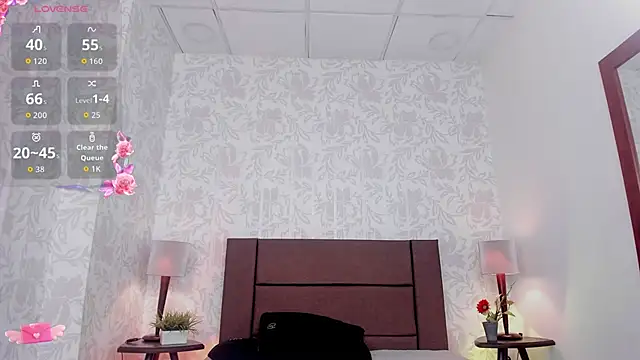 xenia golden online show from November 2025 01:33:02 PM