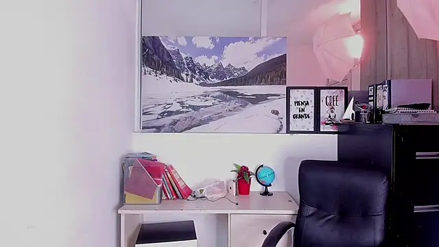 xenia golden online show from March 2026 05:48:02 PM