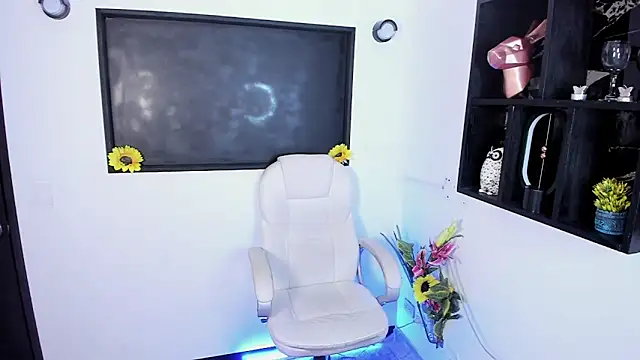 xenia golden online show from March 2026 09:43:02 PM