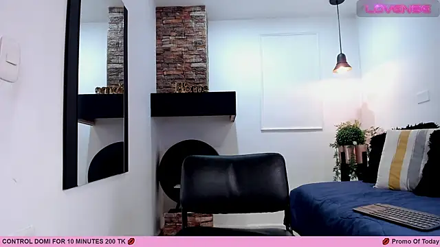  AlejaCruz  online show from March 2025 11:29:01 AM