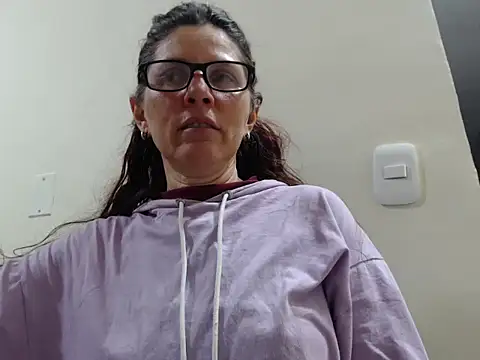 Alicia inblack online show from September 2025 10:54:01 PM