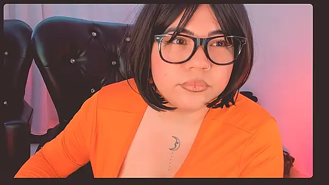 Snapshot of Samanta_cutee chatting on March 2025 03:24:02 PM Samanta cutee online show from March 2025 03:24:02 PM