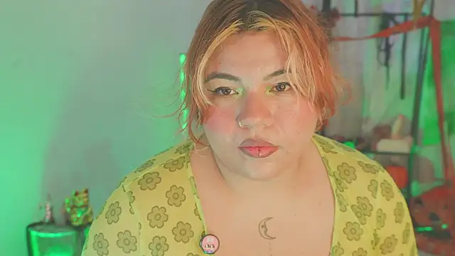 Snapshot of Samanta_cutee chatting on November 2025 01:44:01 PM Samanta cutee online show from November 2025 01:44:01 PM