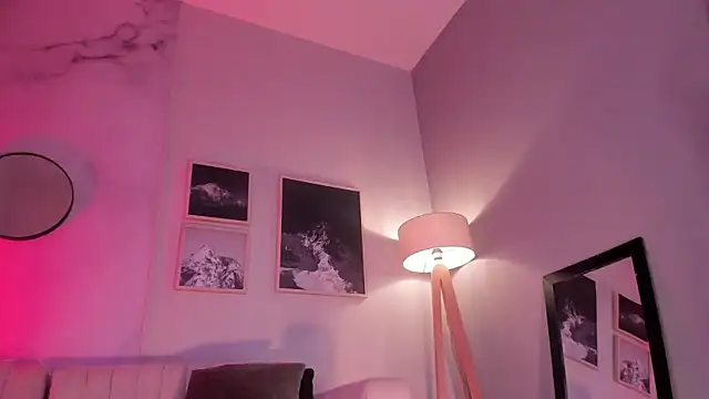 Violetta Nur online show from January 2026 08:44:01 PM