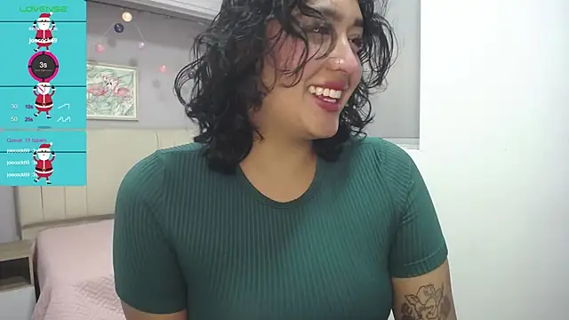 ema saenz online show from December 2024 08:15:01 PM