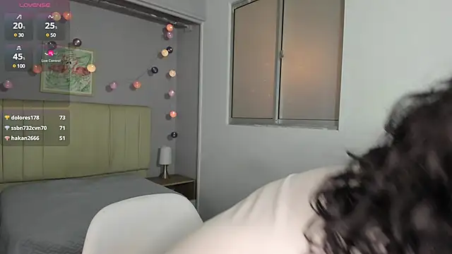 ema saenz online show from February 2025 08:05:02 PM