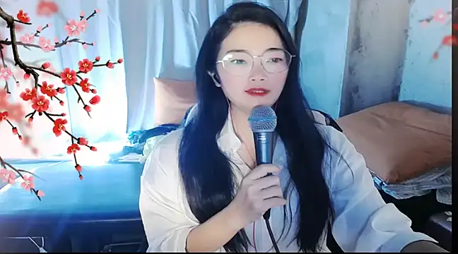 Snapshot of Floor_oo chatting on December 2024 11:23:02 AM Floor oo online show from December 2024 11:23:02 AM