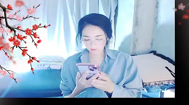 Snapshot of Floor_oo chatting on December 2024 12:25:02 PM Floor oo online show from December 2024 12:25:02 PM