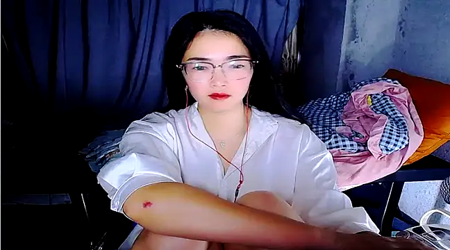 Snapshot of Floor_oo chatting on February 2025 08:57:01 PM Floor oo online show from February 2025 08:57:01 PM