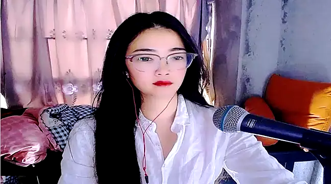 Snapshot of Floor_oo chatting on February 2025 03:56:02 AM Floor oo online show from February 2025 03:56:02 AM