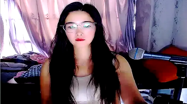 Snapshot of Floor_oo chatting on February 2025 12:54:02 AM Floor oo online show from February 2025 12:54:02 AM