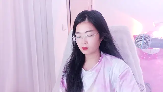 Snapshot of Floor_oo chatting on September 2025 07:40:02 AM Floor oo online show from September 2025 07:40:02 AM