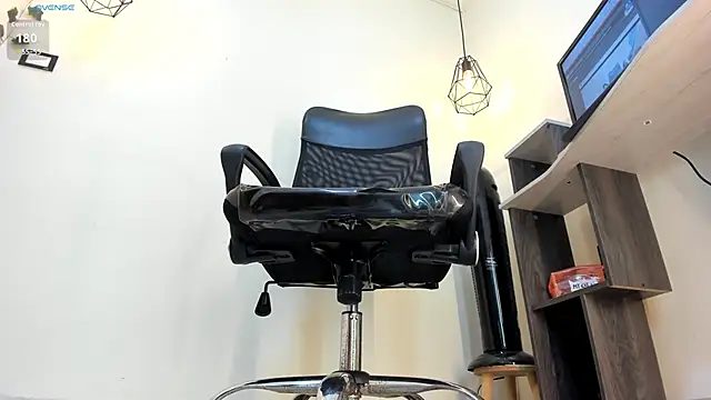 victoria Christie online show from September 2025 09:33:01 AM