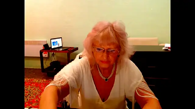 Natali7634 online show from September 2025 07:24:02 AM