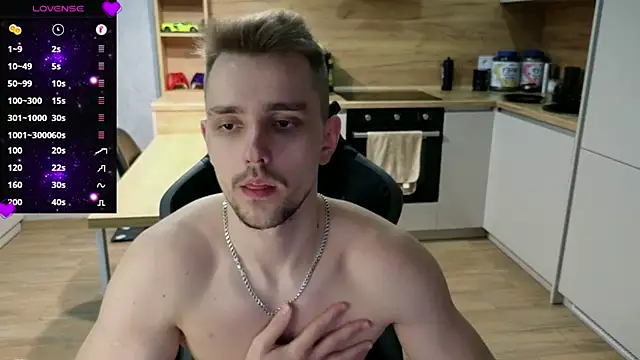 Snapshot of Larstar01 chatting on February 2025 10:54:01 PM Larstar01 online show from February 2025 10:54:01 PM