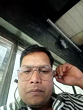 DeepakXxxR86 online show from March 2026 08:21:02 PM