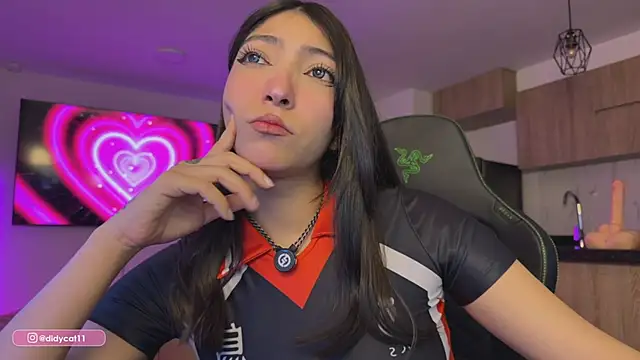 MarianaBranzz online show from March 2026 04:45:02 PM