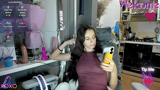  Nika Kik online show from November 2025 03:46:01 PM