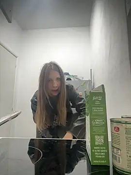 Snapshot of Sashabunny chatting on October 2025 07:59:01 PM Sashabunny online show from October 2025 07:59:01 PM