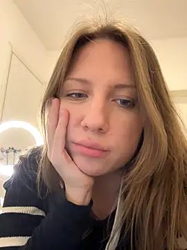 Snapshot of Sashabunny chatting on November 2025 07:46:02 PM Sashabunny online show from November 2025 07:46:02 PM