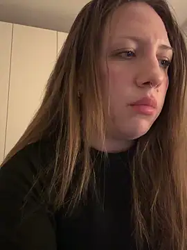 Snapshot of Sashabunny chatting on November 2025 10:24:01 PM Sashabunny online show from November 2025 10:24:01 PM