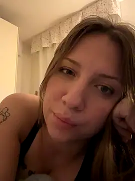 Snapshot of Sashabunny chatting on November 2025 10:14:01 PM Sashabunny online show from November 2025 10:14:01 PM