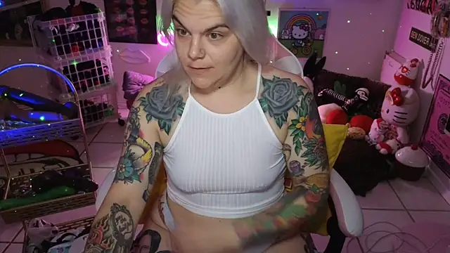 CherryBombBomb online show from December 2024 05:37:01 AM