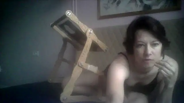 Snapshot of SunElizabeth chatting on June 2026 01:25:01 AM SunElizabeth online show from June 2026 01:25:01 AM