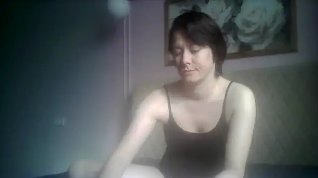 Snapshot of SunElizabeth chatting on June 2026 03:44:01 AM SunElizabeth online show from June 2026 03:44:01 AM