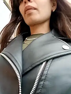 Violeta 12- online show from November 2025 08:43:01 PM