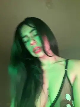 Snapshot of CieloTaylor chatting on January 2025 12:04:01 AM CieloTaylor online show from January 2025 12:04:01 AM