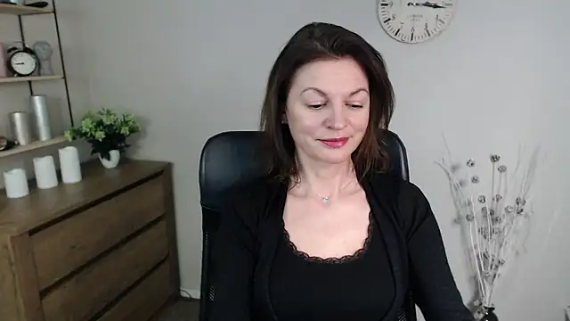 Snapshot of VivianWILD chatting on January 2025 09:59:01 AM VivianWILD online show from January 2025 09:59:01 AM