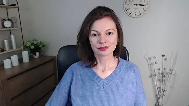 Snapshot of VivianWILD chatting on January 2025 06:49:02 AM VivianWILD online show from January 2025 06:49:02 AM