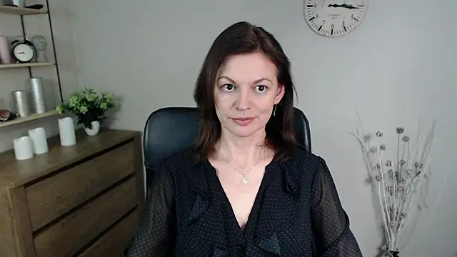 Snapshot of VivianWILD chatting on January 2025 10:27:02 AM VivianWILD online show from January 2025 10:27:02 AM