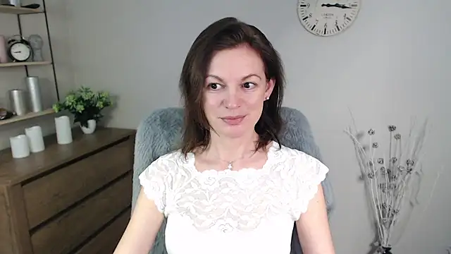 Snapshot of VivianWILD chatting on January 2025 07:59:01 AM VivianWILD online show from January 2025 07:59:01 AM