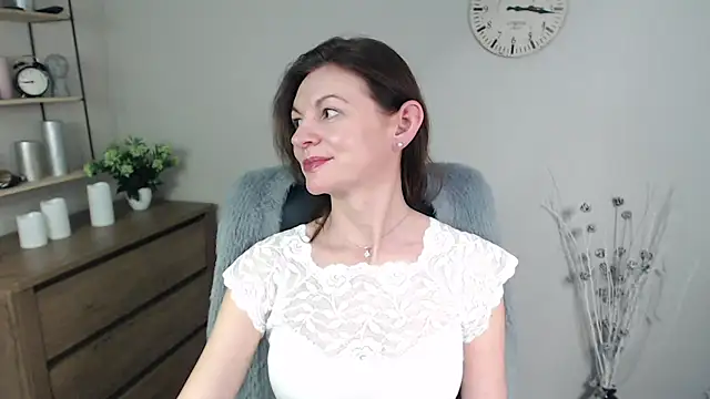 Snapshot of VivianWILD chatting on January 2025 11:00:01 AM VivianWILD online show from January 2025 11:00:01 AM