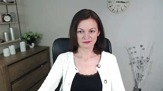 Snapshot of VivianWILD chatting on January 2025 10:21:02 AM VivianWILD online show from January 2025 10:21:02 AM