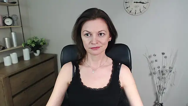 Snapshot of VivianWILD chatting on January 2025 01:58:01 PM VivianWILD online show from January 2025 01:58:01 PM