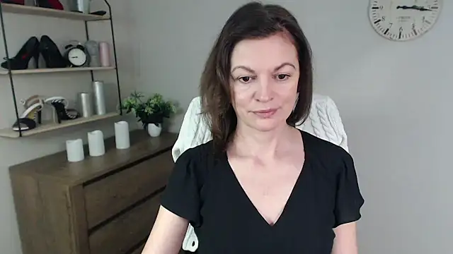 Snapshot of VivianWILD chatting on January 2025 07:56:01 AM VivianWILD online show from January 2025 07:56:01 AM