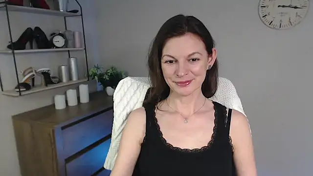 Snapshot of VivianWILD chatting on February 2025 10:50:02 AM VivianWILD online show from February 2025 10:50:02 AM